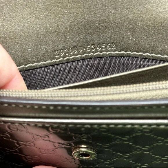 🩶GUCCI Metallic Gray Patent Microguccissima Wallet, Italy🩶 - Picture 12 of 14